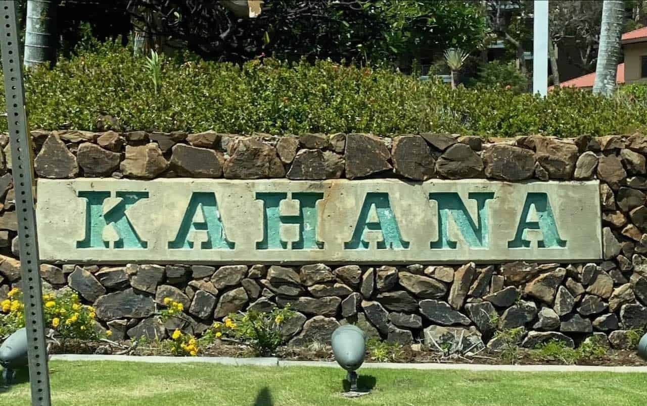 kahana sign on maui